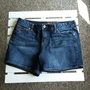Arizona Jean Shorts